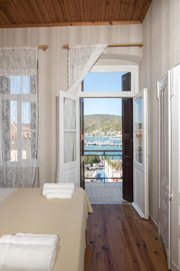 Neoclassical Manor House Poros Town 外观 照片
