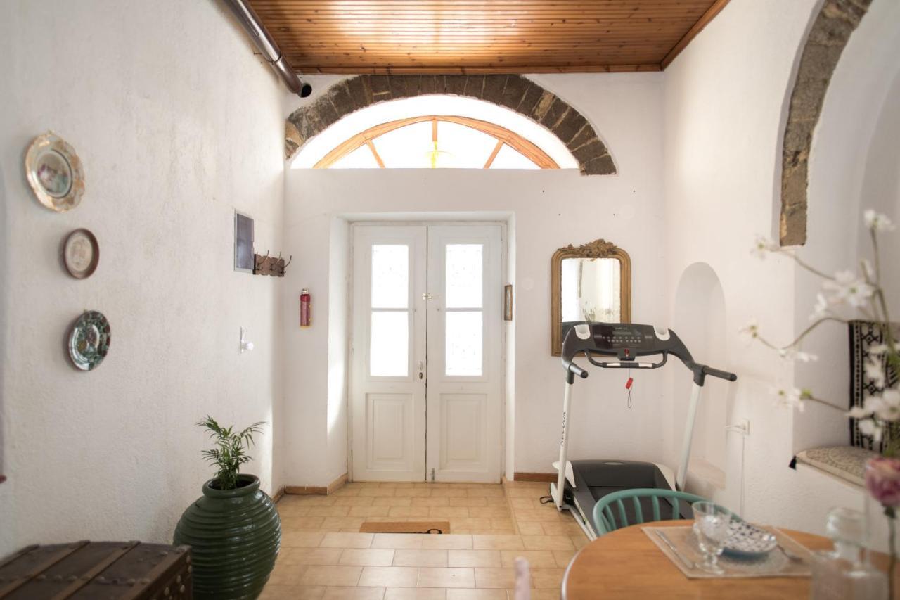 Neoclassical Manor House Poros Town 外观 照片